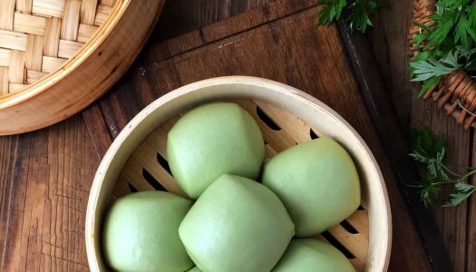 Once-fermented - wormwood juice knife cut small fresh steamed buns! !️ rolling pin method