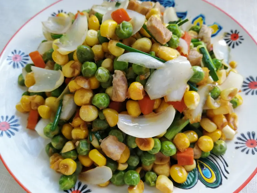 Summer small fresh pea corn fried lily step 0