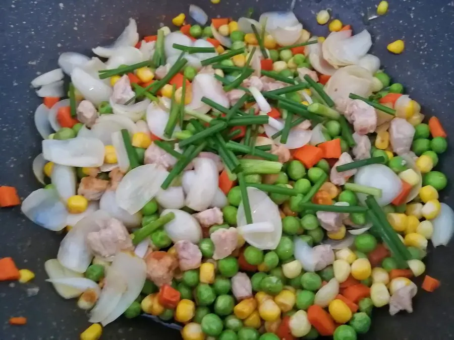 Summer small fresh pea corn fried lily step 0