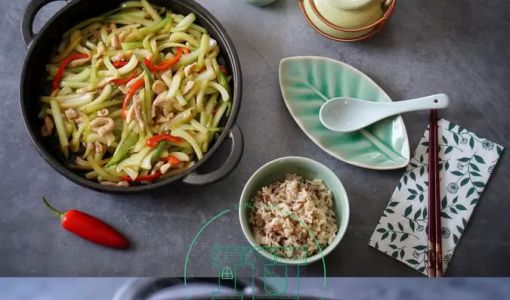 Crispy sautéed greens