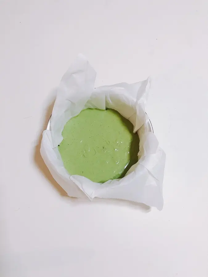 Small fresh  matcha grapefruit Basque |  step 0