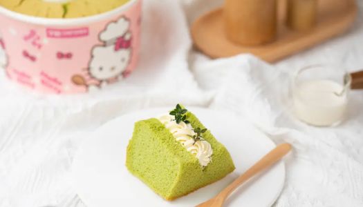 Very small and fresh ~ colorful coconut chiffon cake!