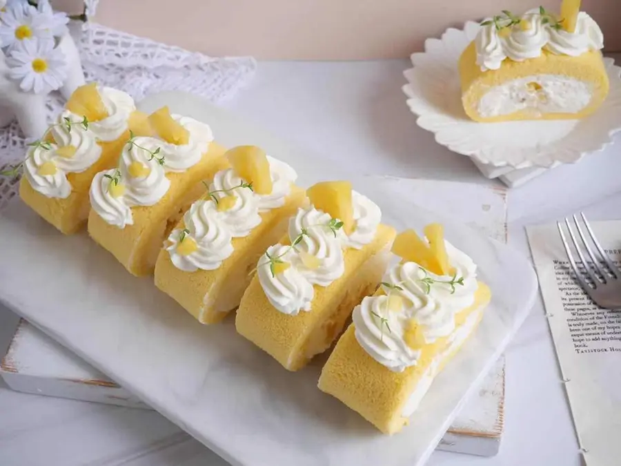 Summer little fresh â—ï¸ pineapple cake rolls step 0