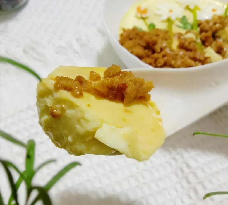 Fresh small Zou Ju steamed eggs step 0