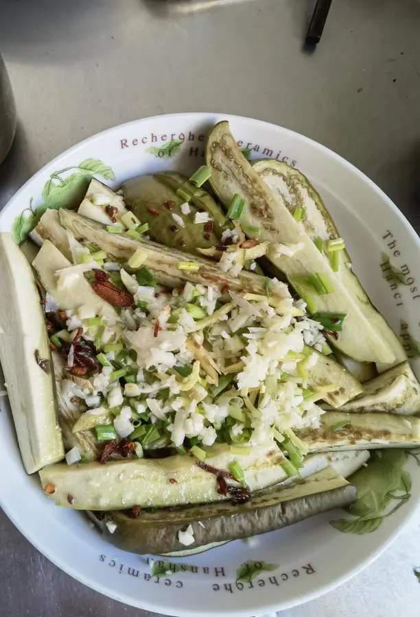 Summer freshness - delicious and unforgettable boiled eggplant  step 0