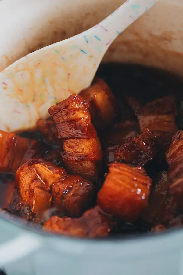 Home-style braised pork without blanching or oil step 0