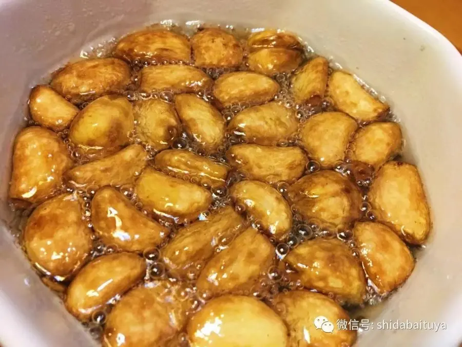 A replica of the black garlic beef cubes from Tianjin Guiyuan Restaurant step 0