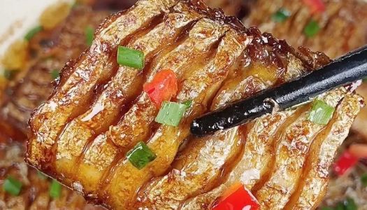  The braised hairtail fish, which is better than the restaurant, is spicy and appetizing, and it is so delicious that you can't ❗️ stop