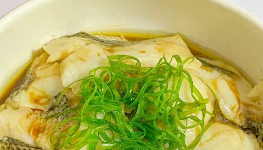 Steamed sea bass fillet