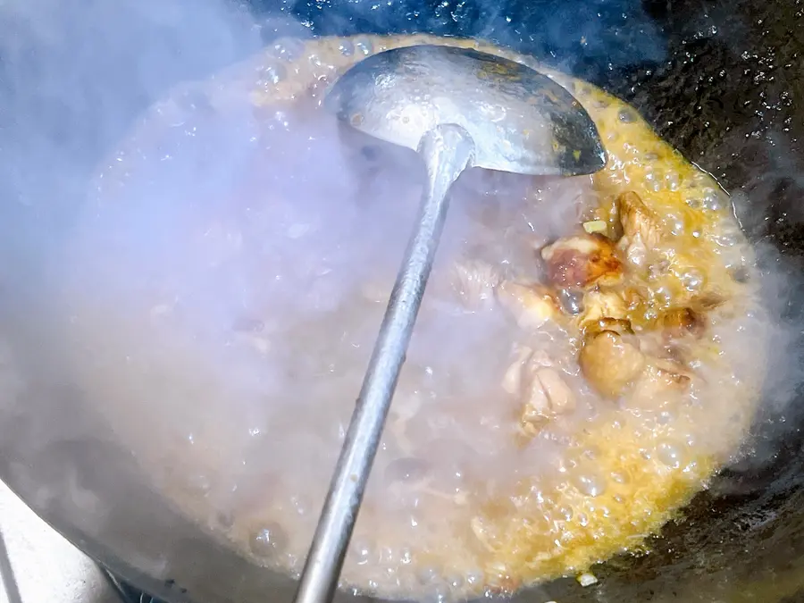 The most fragrant stewed chicken in scallion oil ever step 0