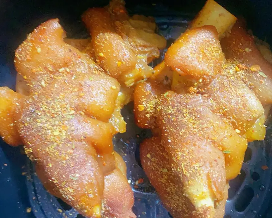 Air fryer roasted pig's trotters step 0