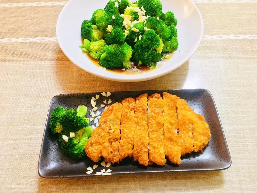 Homemade Pork Cutlet (Self-Mixed Sauce) step 0