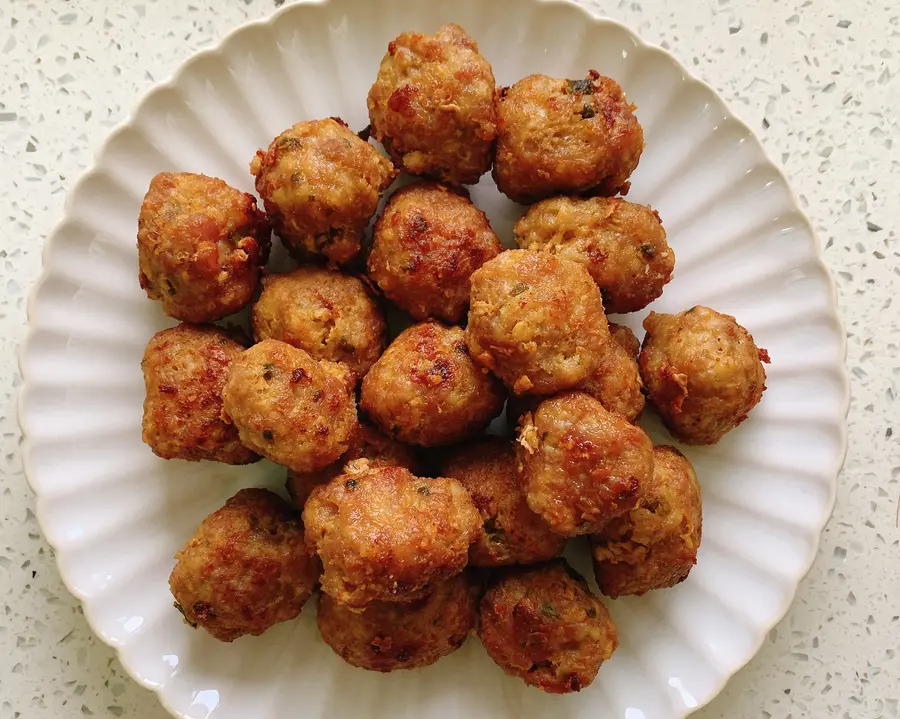 Fried meatballs step 0