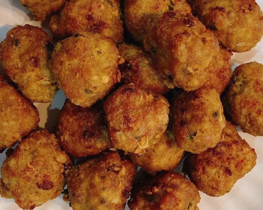 Fried meatballs step 0