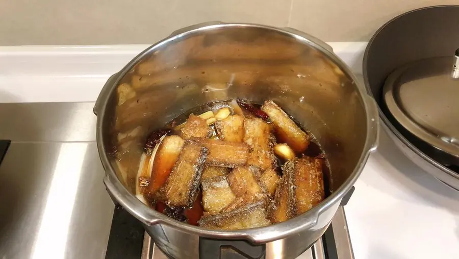 0 failed stewed fish pressure cooker version (with fish) step 0