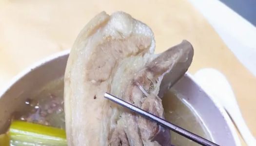 Simple, easy-to-make, fragrant but not greasy white meat with garlic (boiled pork)