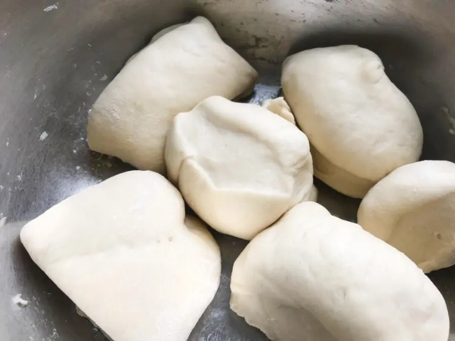 Xi'an people teach you to make authentic meat sandwich buns step 0