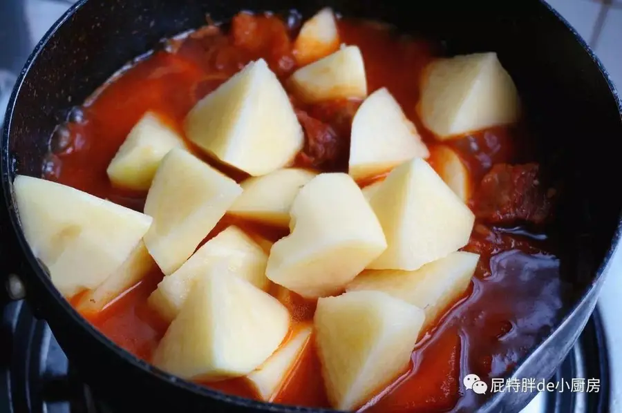 Beef brisket stew with tomato (fragrant) step 0