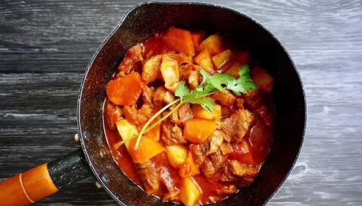 Beef brisket stew with tomato (fragrant)