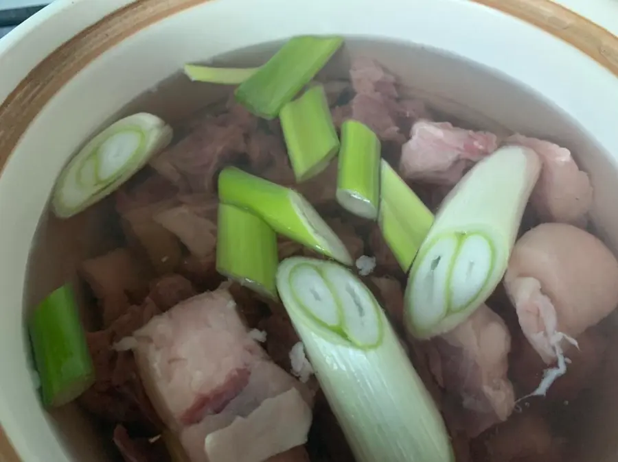 A braised beef brisket pot that can eat three bowls of rice step 0