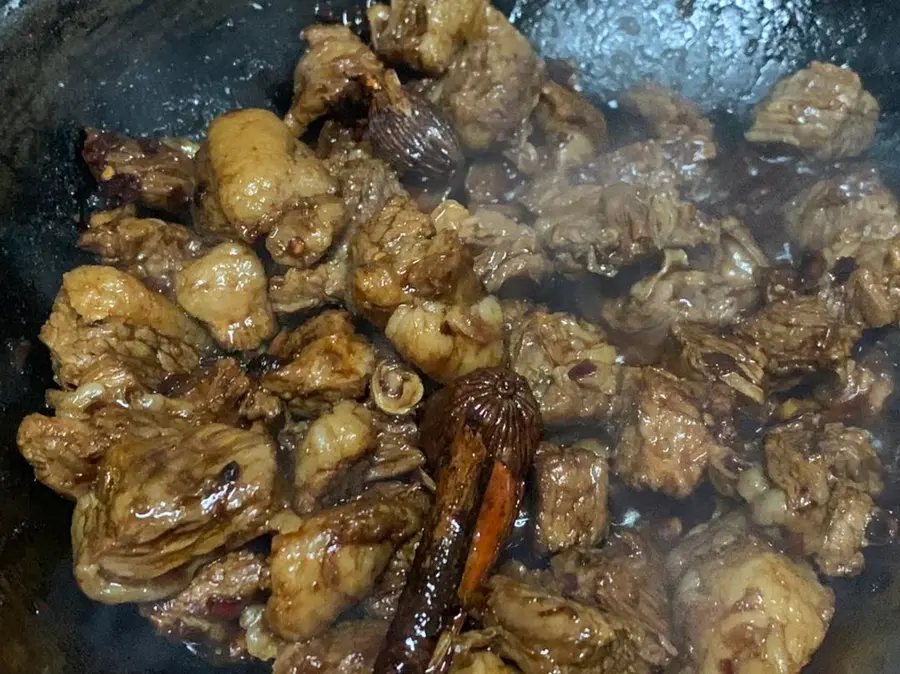 A braised beef brisket pot that can eat three bowls of rice step 0