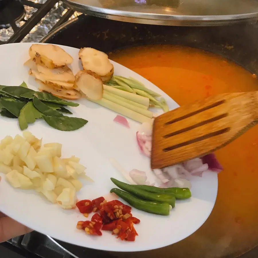 Thai Tom Yum Soup step 0