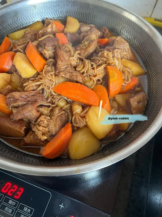 Homemade Braised Beef Brisket and Potatoes by Pink-Rabbit step 0