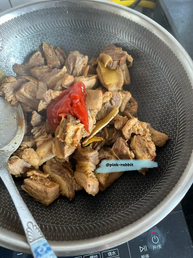 Homemade Braised Beef Brisket and Potatoes by Pink-Rabbit step 0