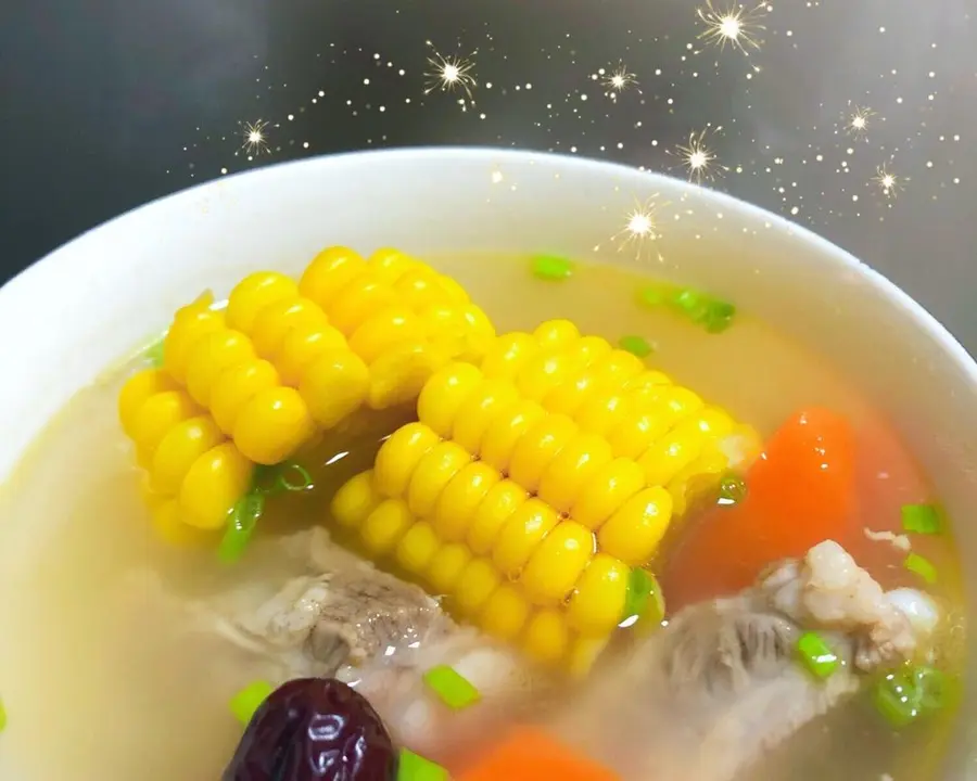 Nourishing and healthy - stewed pork rib soup  with corn and carrots step 0