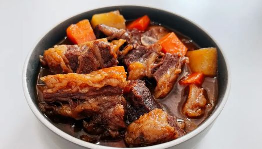 Braised beef rib slices without any spices