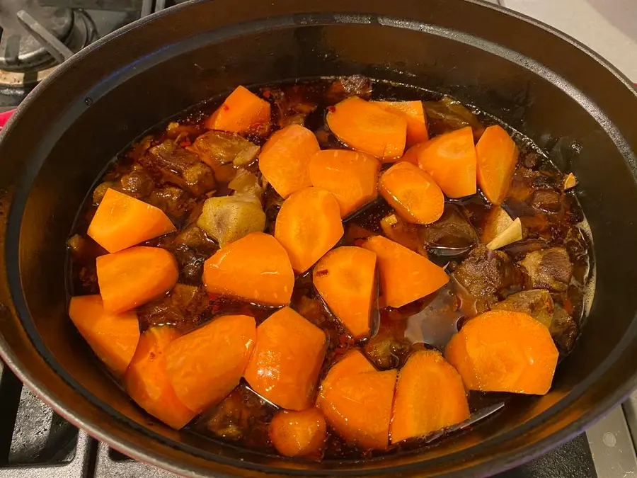 Braised lamb is just made up in autumn step 0