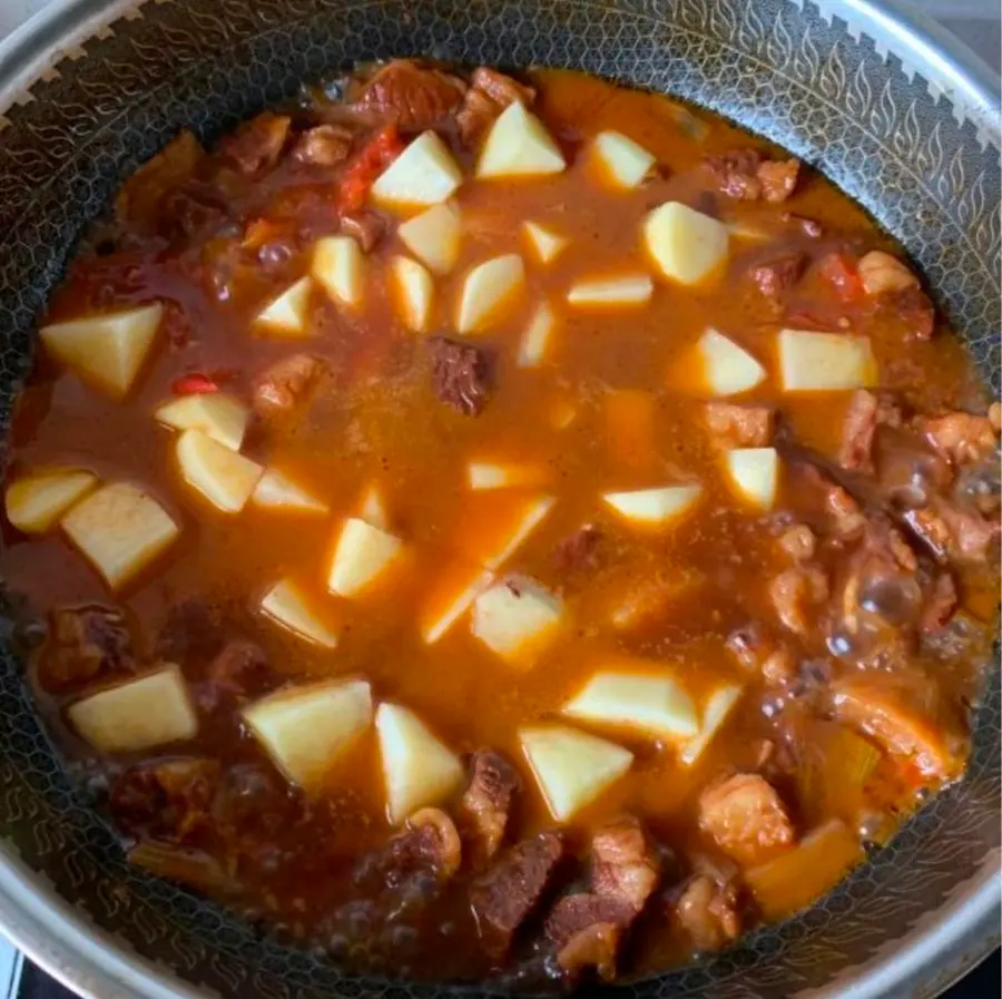 Gold medal  stewed brisket with tomatoes and potatoes step 0