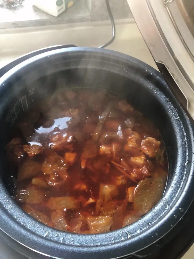 Beef brisket stew with tomato (electric pressure cooker version) step 0