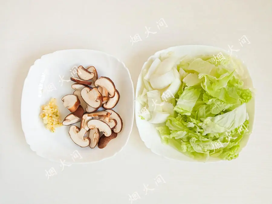 Bacon, shiitake mushrooms, Chinese cabbage|Simple and quick to eat step 0