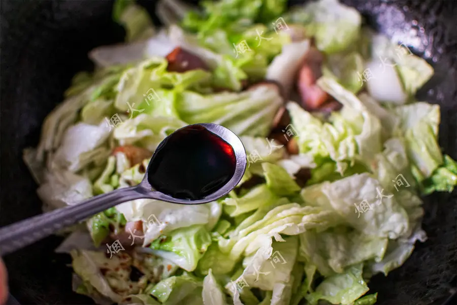 Bacon, shiitake mushrooms, Chinese cabbage|Simple and quick to eat step 0