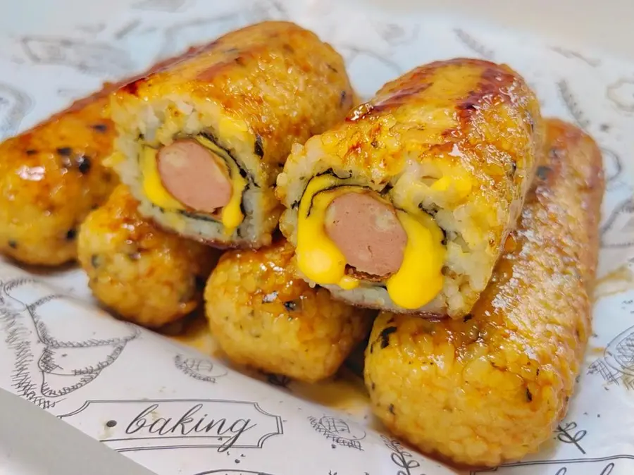 Popping cheese sausage rice balls, as long as the pan can complete the breakfast that children love step 0