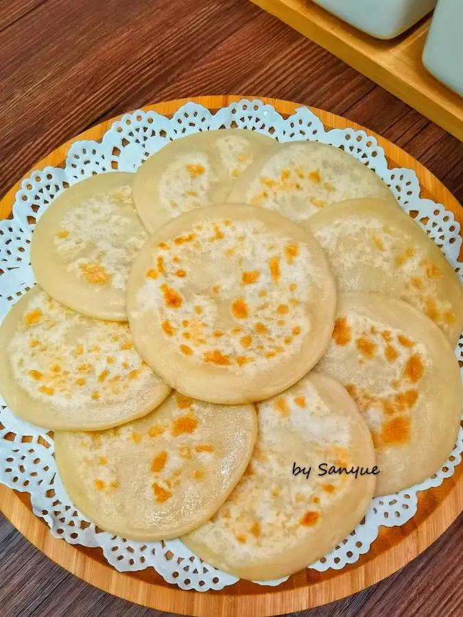 Hot dough sugar cake will be a 100% success at a glance step 0