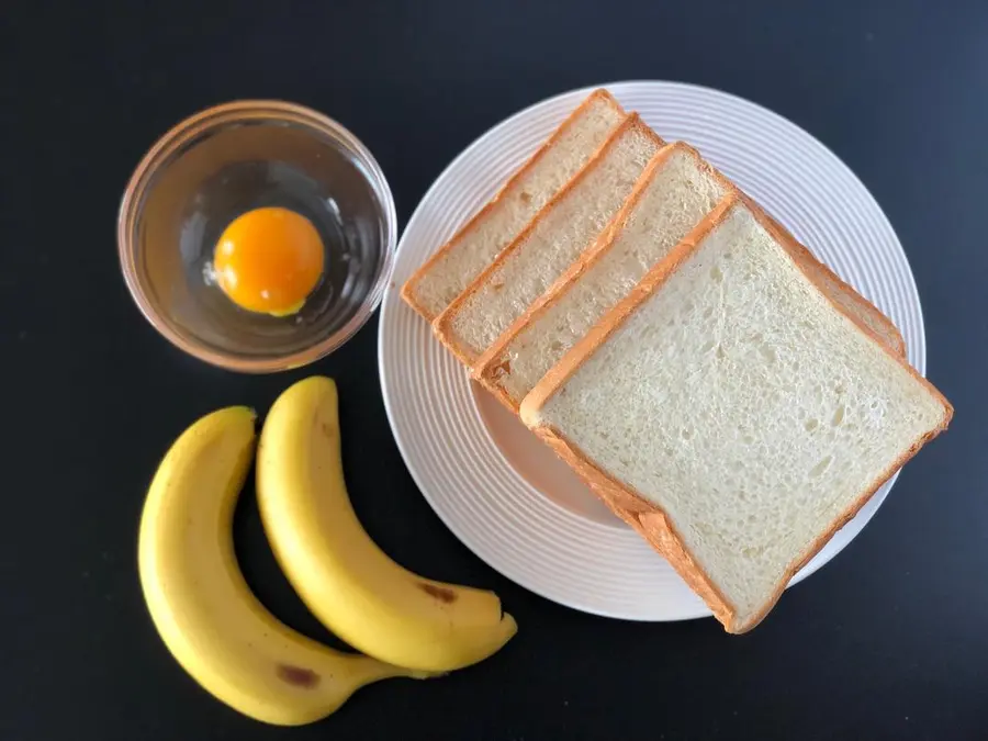 Invincible and delicious Kuaishou banana pie, a hundred ways to eat toast slices, crispy and sweet, Kuaishou breakfast step 0