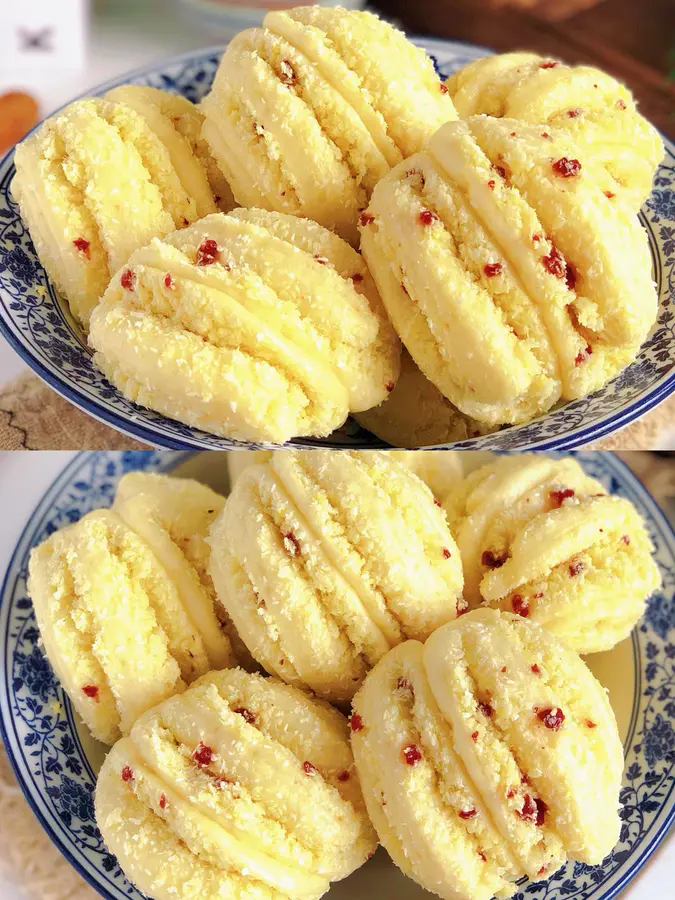 Desiccated coconut rolls are incomparably soft without fermentation and only once relaxed! It doesn't harden overnight and tastes better than bread