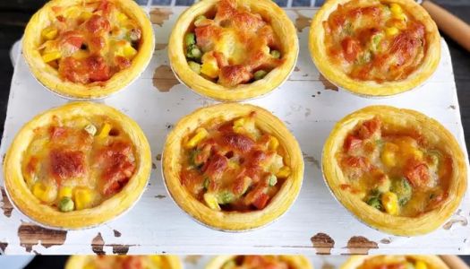 Egg tart skin version of vegetable cups, nutritious low-fat casual snacks, fast breakfast, children's favorite