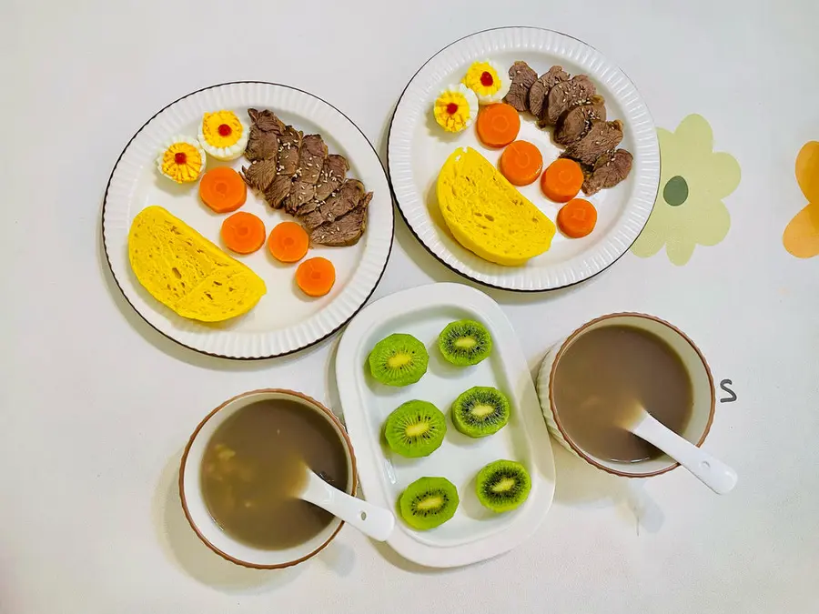 Elementary school students try different ways to make breakfast and don't repeat it every week step 0