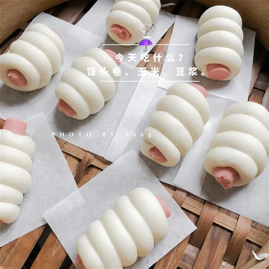 A Chinese-style sausage roll that children love to eat step 0