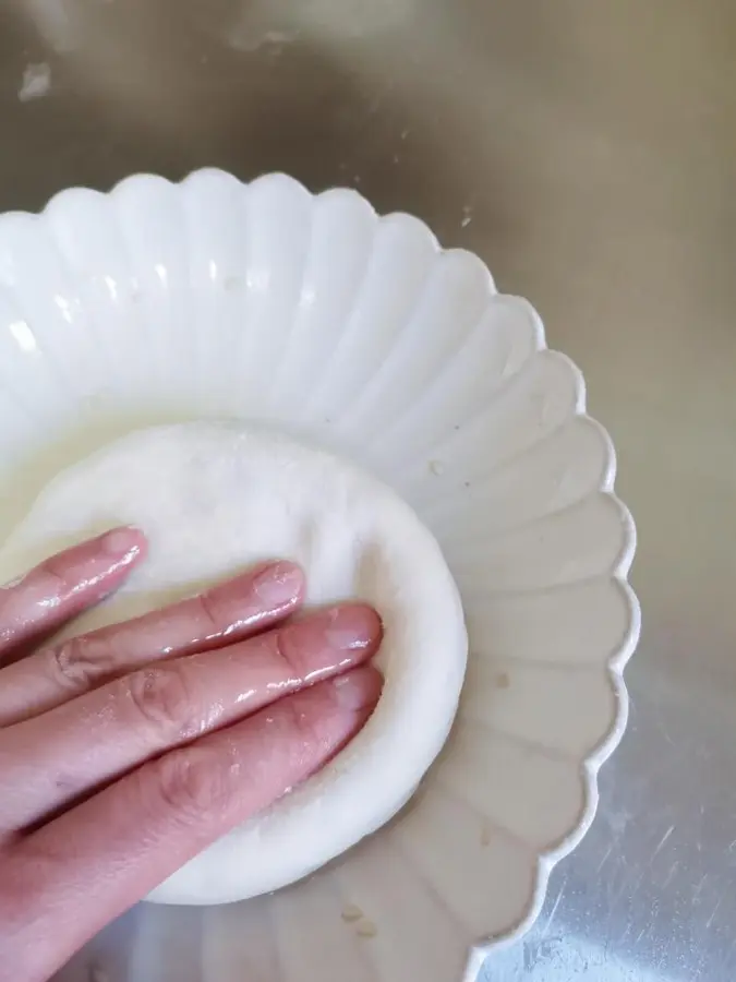 Henan sesame cover baked cake step 0