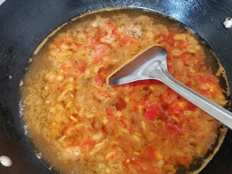  Tomato egg gnocchi soup step 0