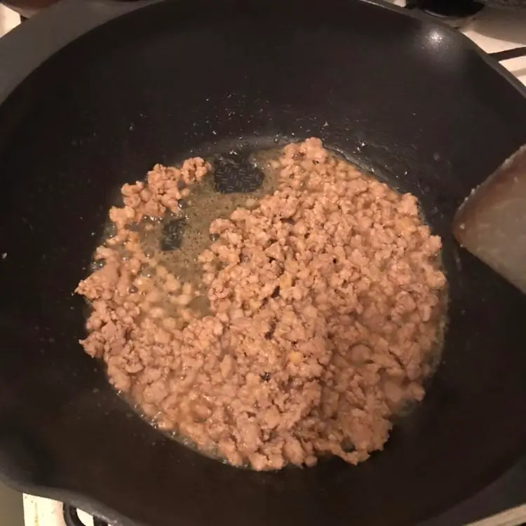 ã€What to eat when studying abroadã€‘Five-minute Chinese breakfast ~ minced meat and steamed buns step 0