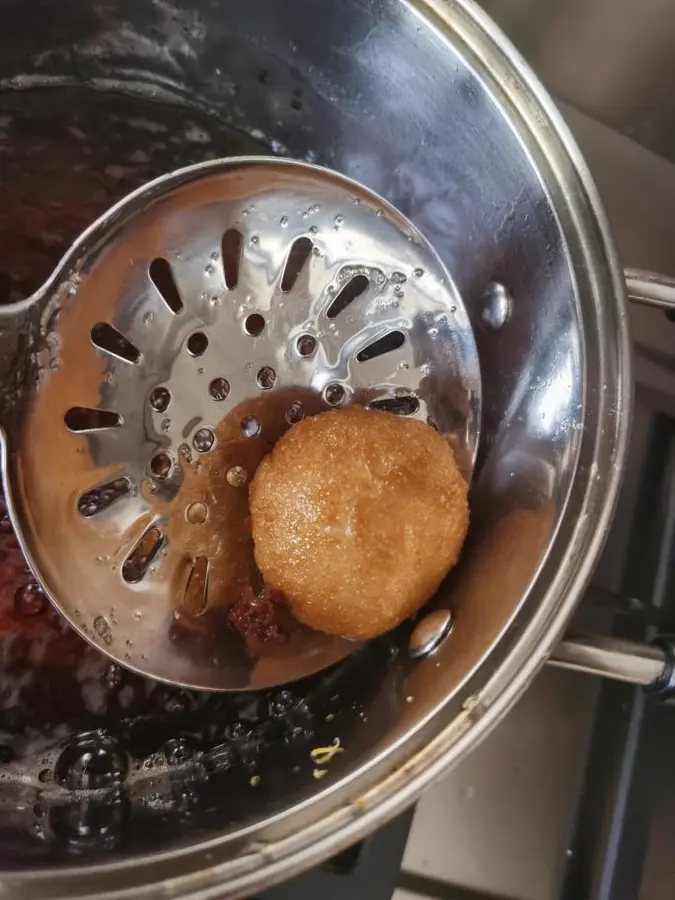 Classic Chinese street breakfast, fried sugar cake Fried cake, the taste of  childhood step 0