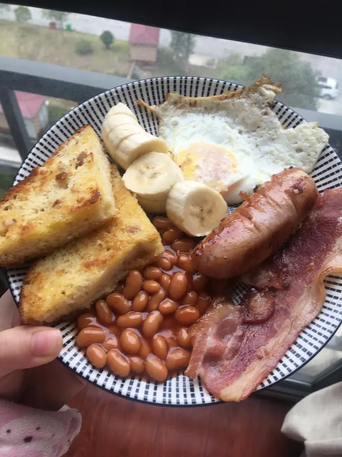 Super fast hand English breakfast for a week step 0