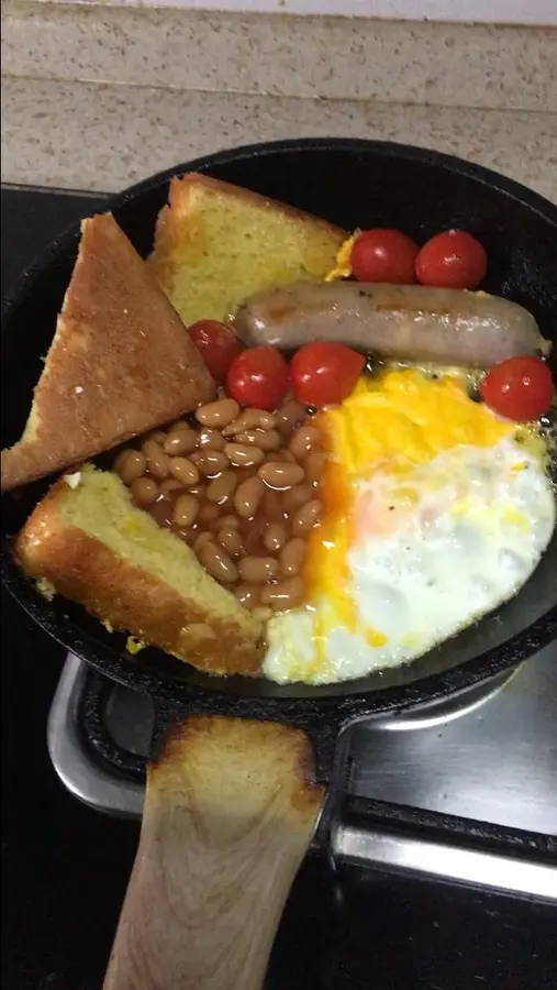 Super fast hand English breakfast for a week