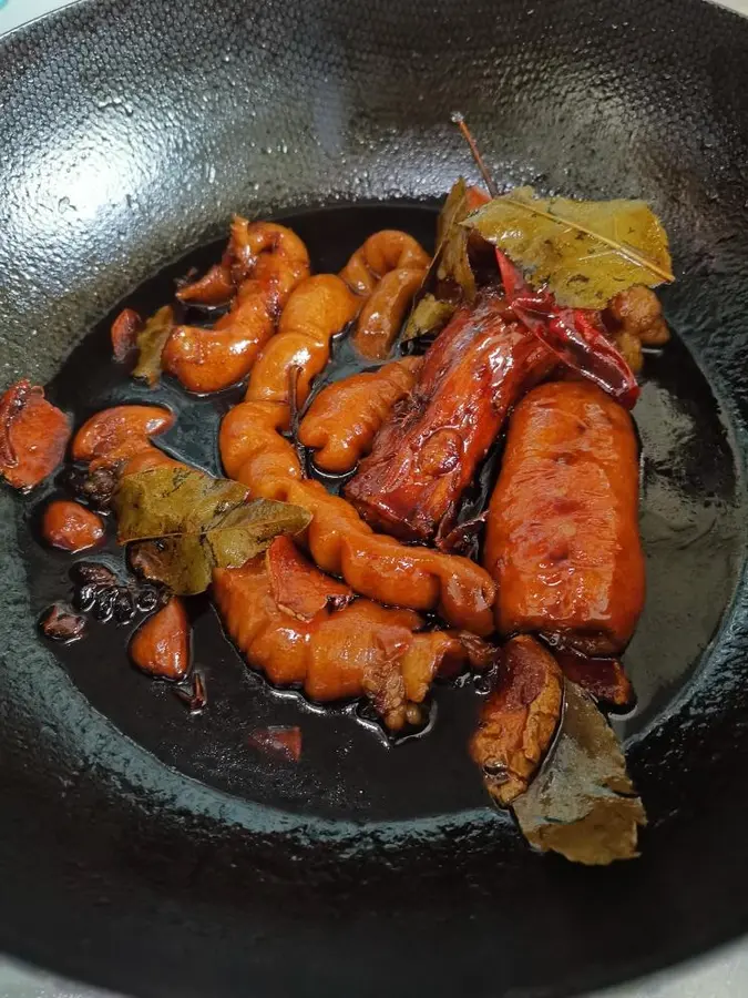 Cantonese crispy pork intestines (super simple) step 0