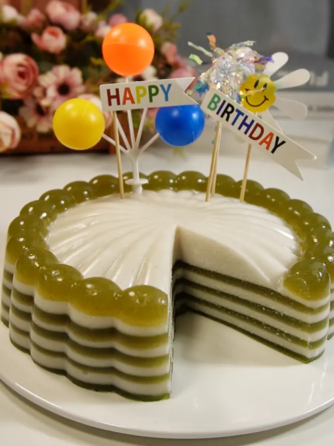 A cake that is more suitable for the physique of Guangdong babies, colorful coconut water mille-feuille cake step 0